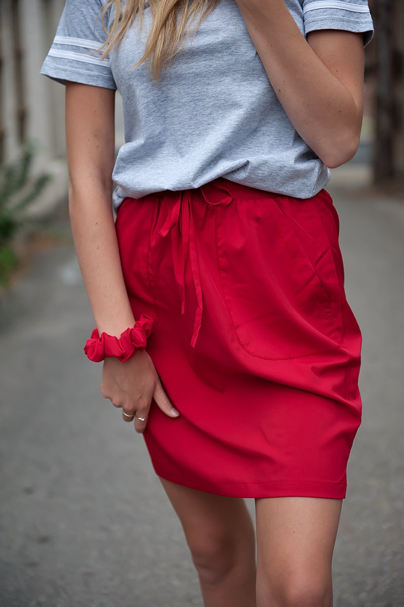 DT BREEZE Sporty Skirt in Red